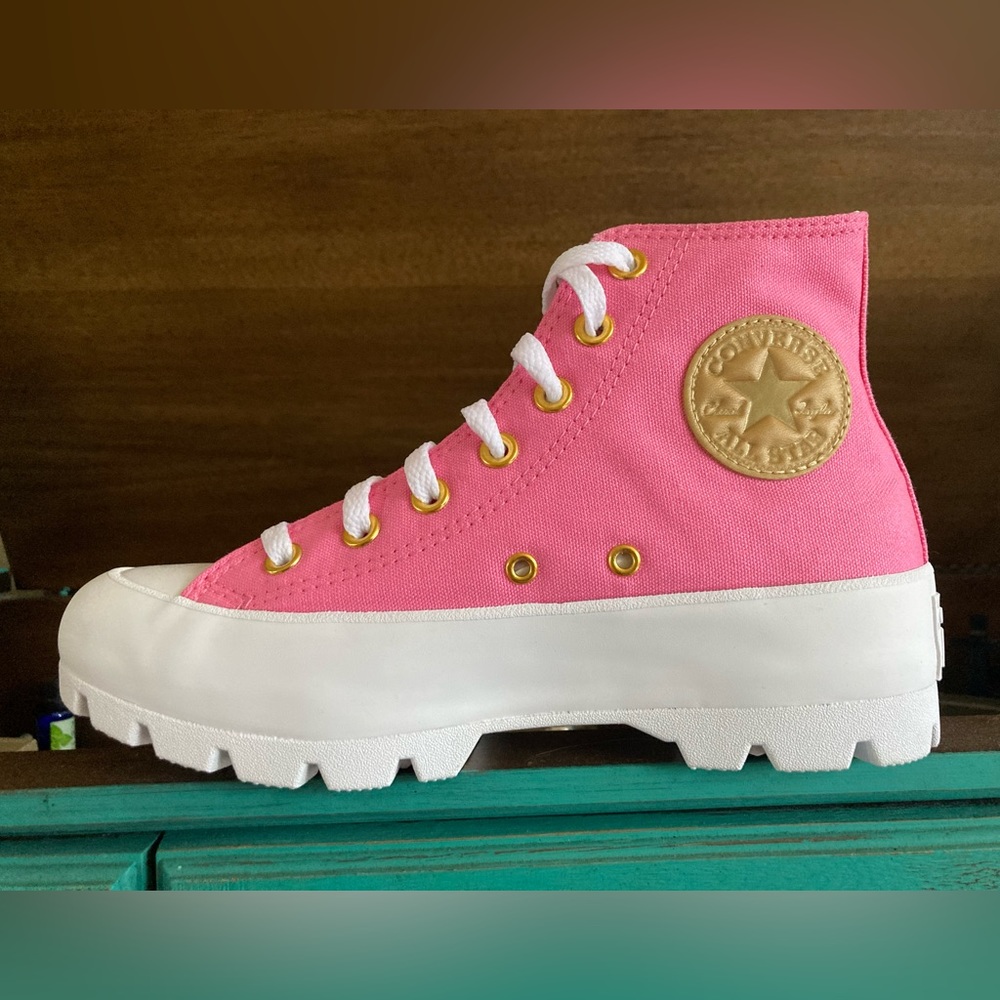 Converse lugged platform size 7